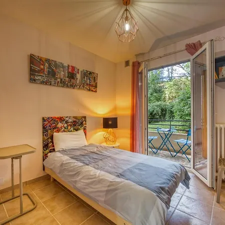 Nice Businessflat, Center, Free Parking, Business Or Holidays