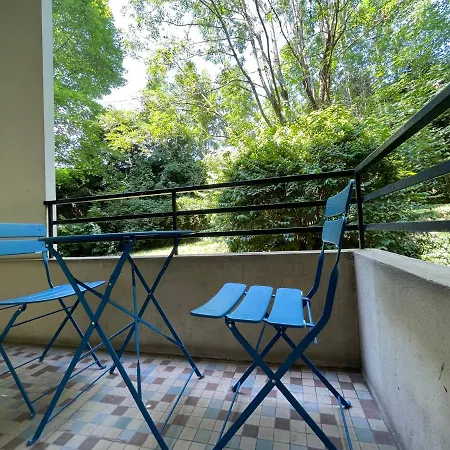 Apt, 4 pièces sympa, Centre, garage, business ou vacances Appartement *