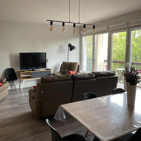 Appartement Apt, 4 pièces sympa, Centre, garage, business ou vacances